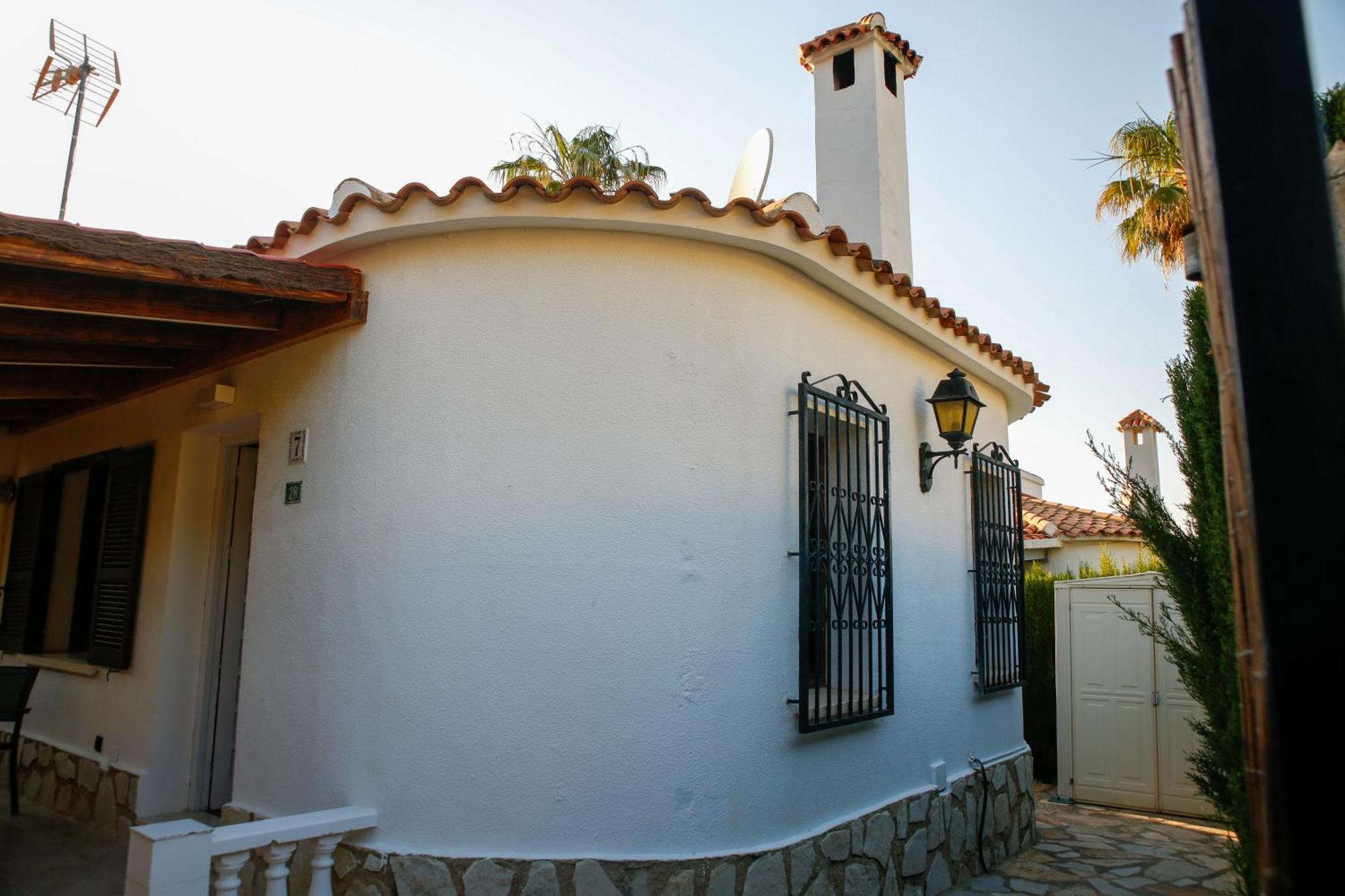 Deniahouse